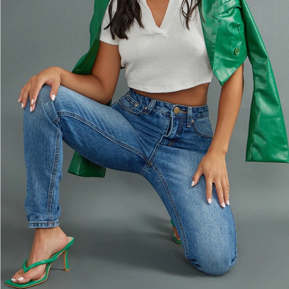 PrettyLittleThing Dark Wash Jeans